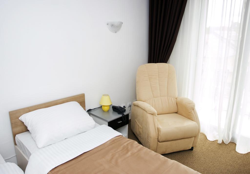 Rhc Royal Hotel ออราแด ห้อง รูปภาพ