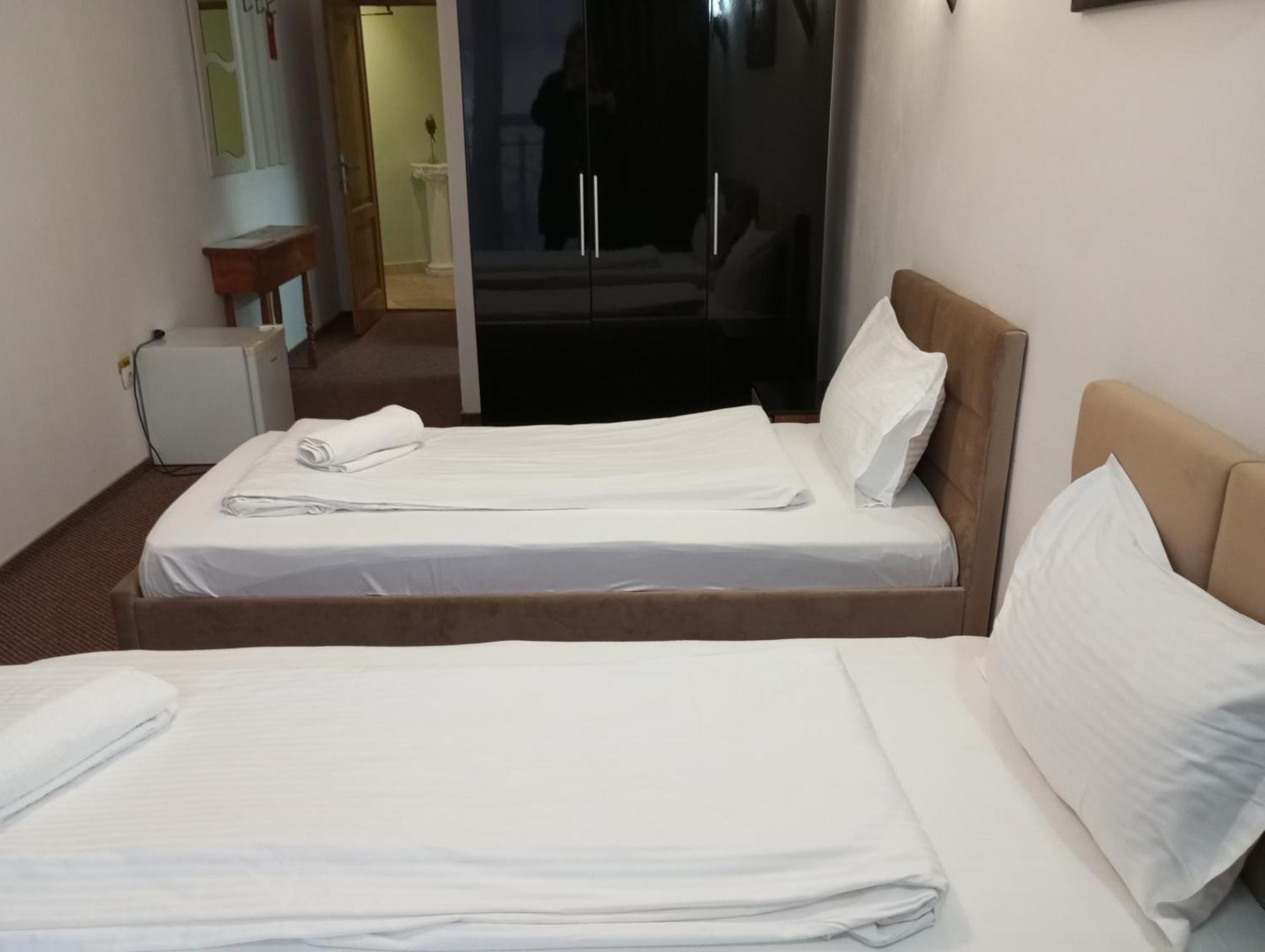 Rhc Royal Hotel ออราแด ภายนอก รูปภาพ